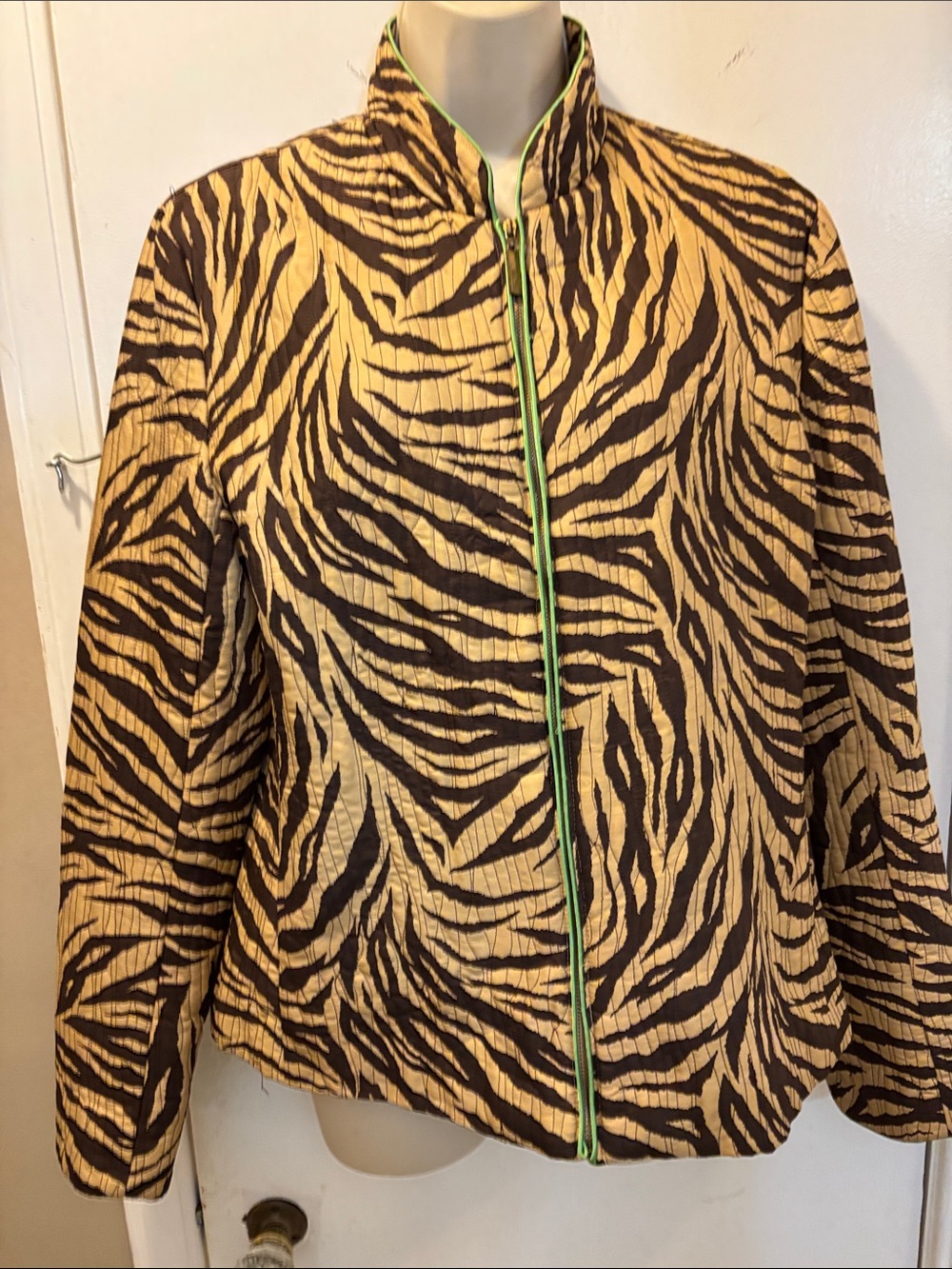 Carole Little Large  Zebra-Print Zip Front  Quilted Jacket silk lined 26-348